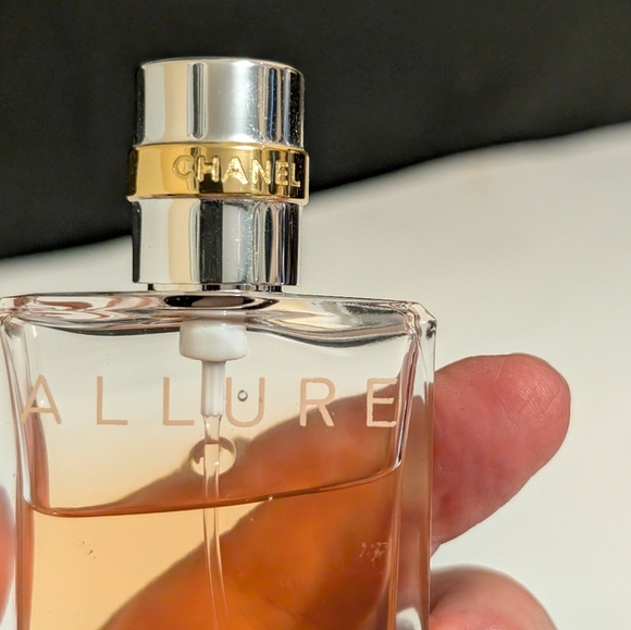 CHANEL Allure 35ml 4/5 Full - Picture 4 of 5